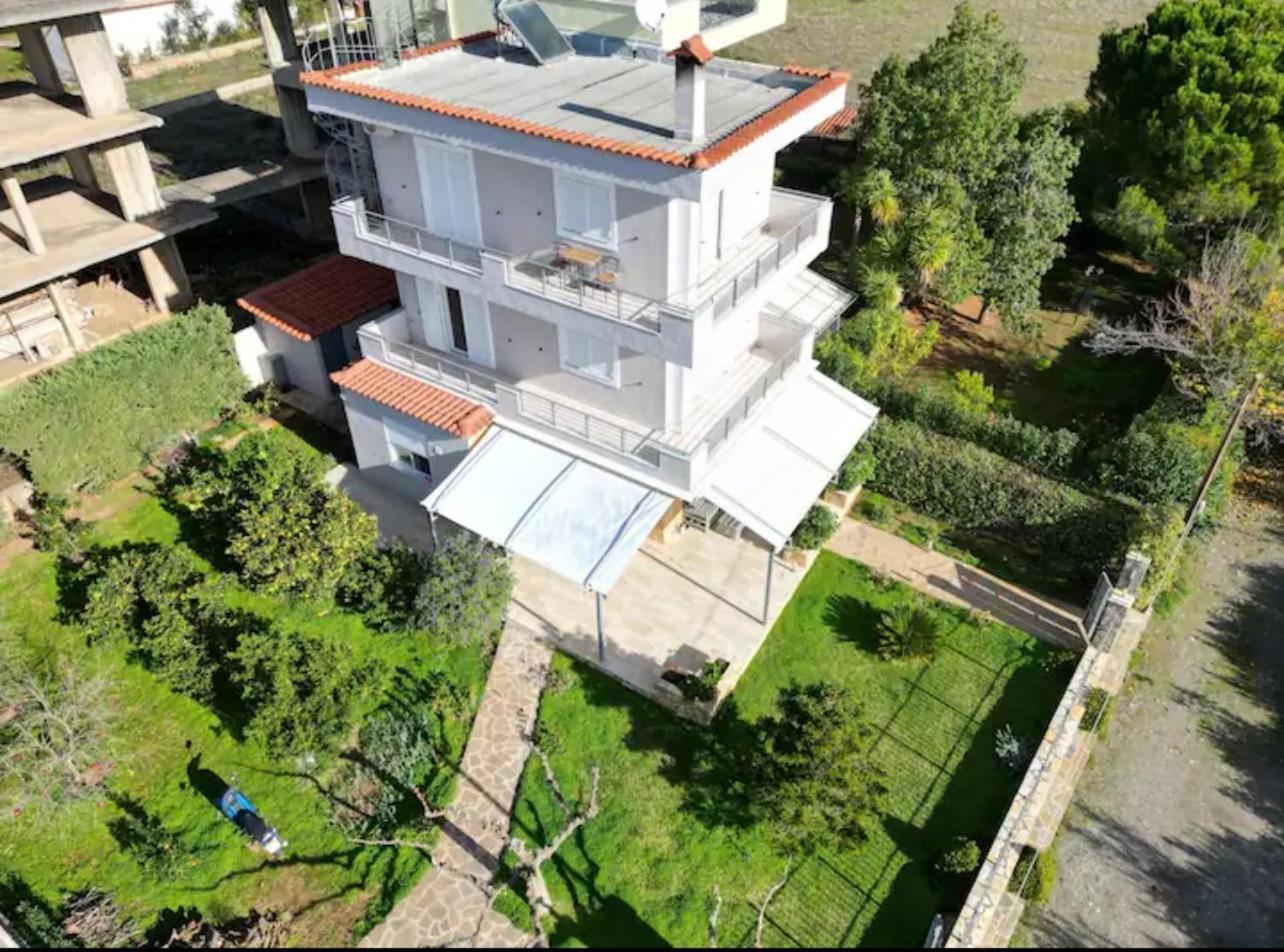 Eretria Homestay Exterior photo