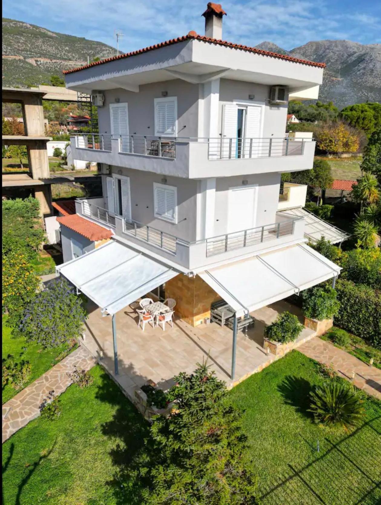 Eretria Homestay Exterior photo